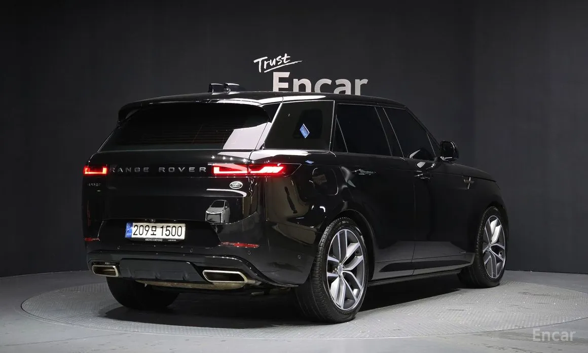 Фото 2 - Land Rover Range Rover Sport