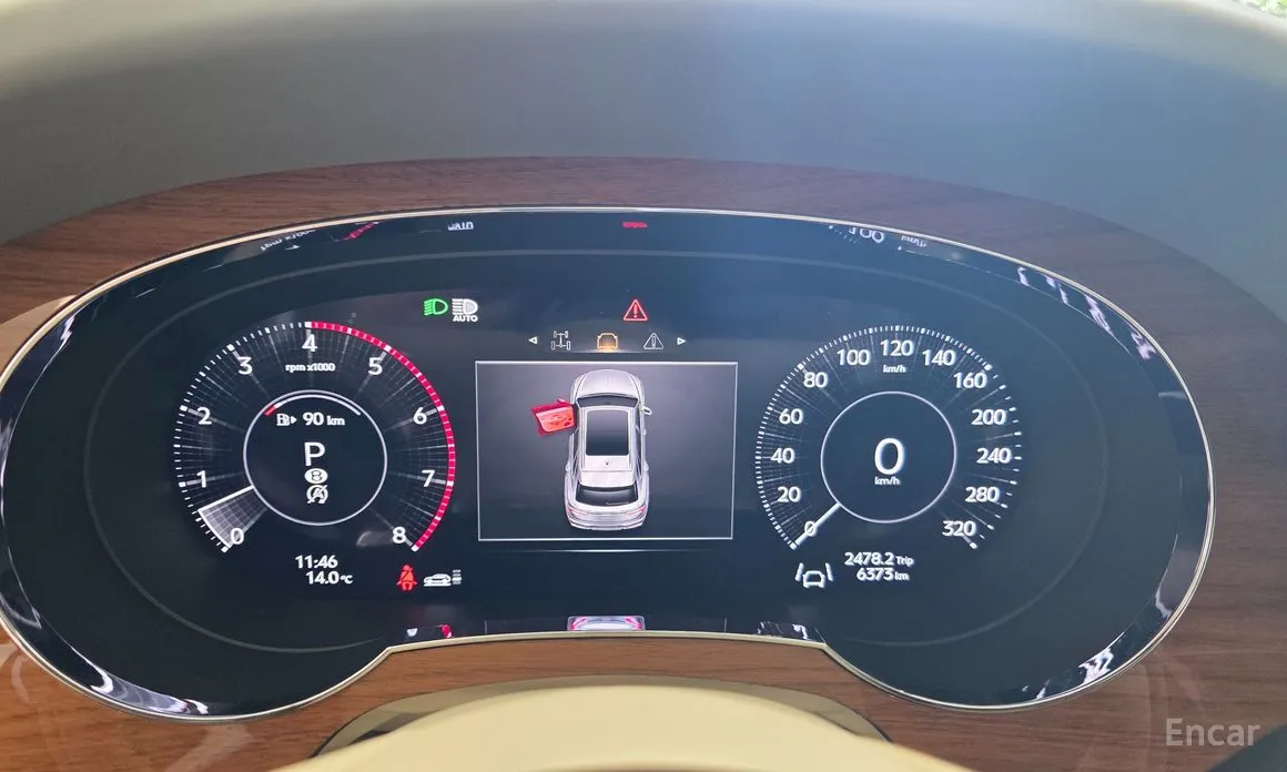 Фото 16 - Bentley Bentayga