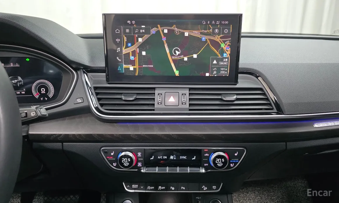 Фото 14 - Audi Q5