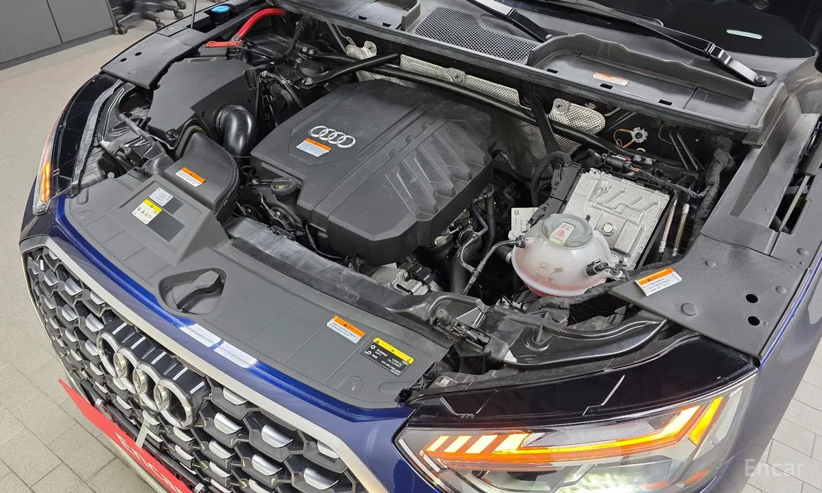 Фото 6 - Audi Q5