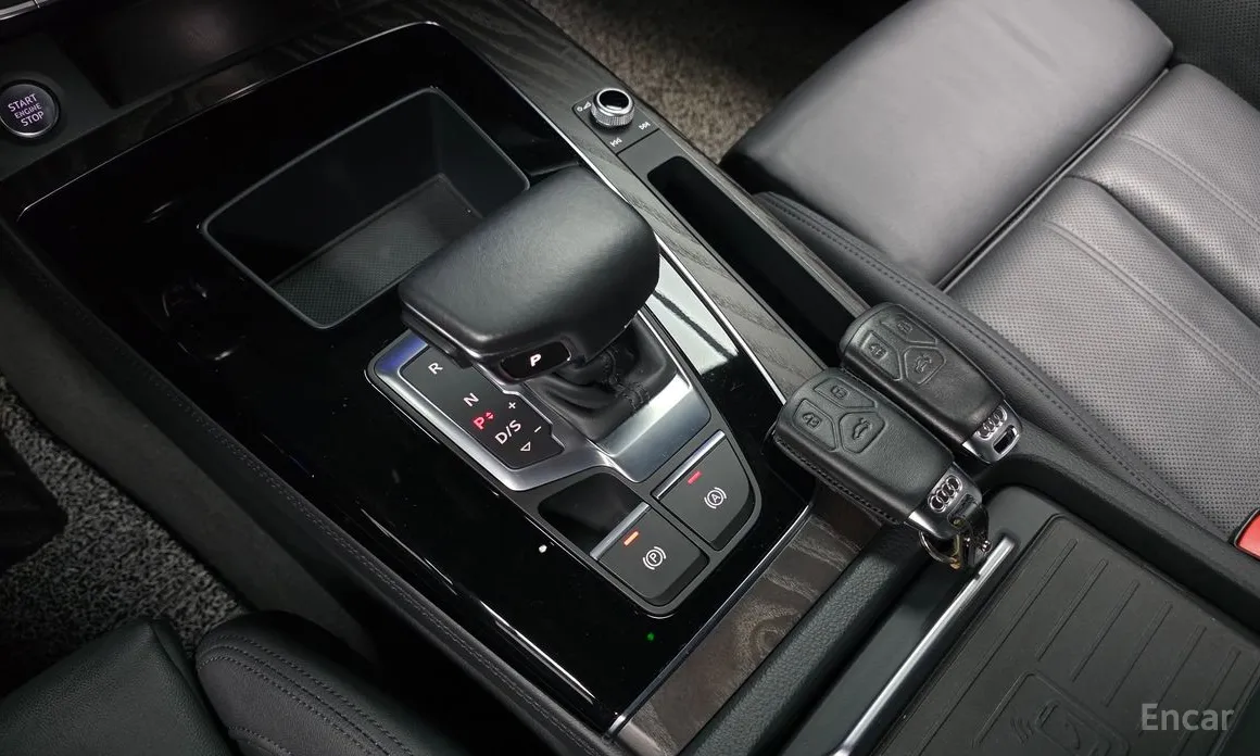 Фото 9 - Audi Q5