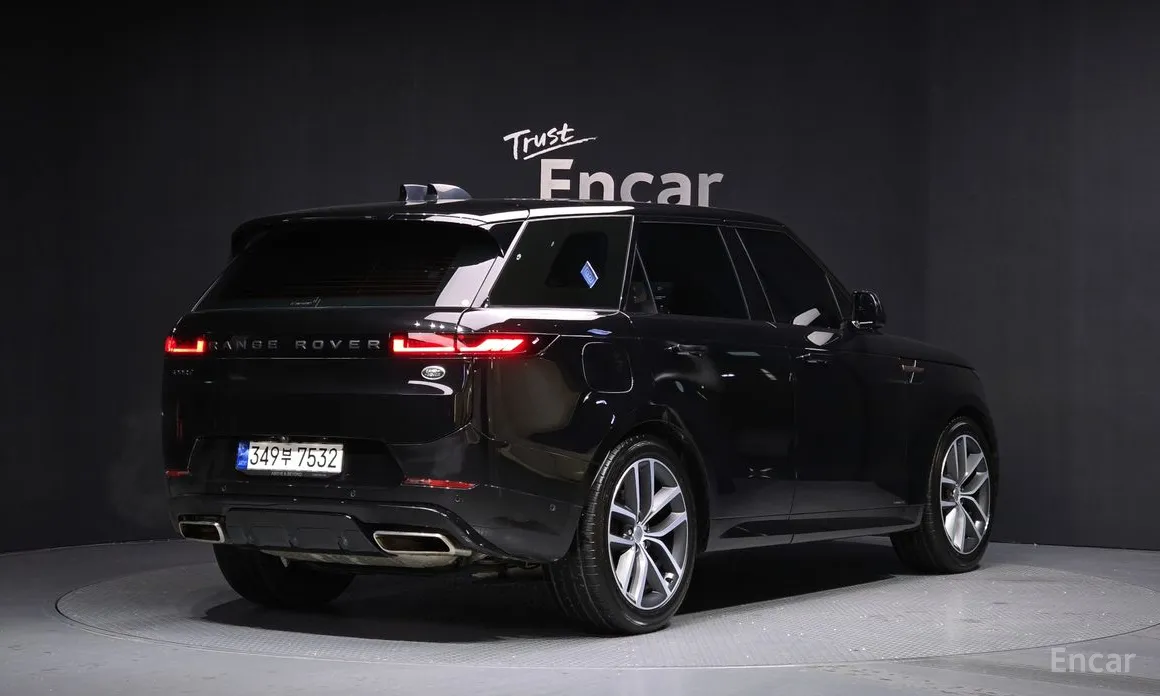 Фото 2 - Land Rover Range Rover Sport