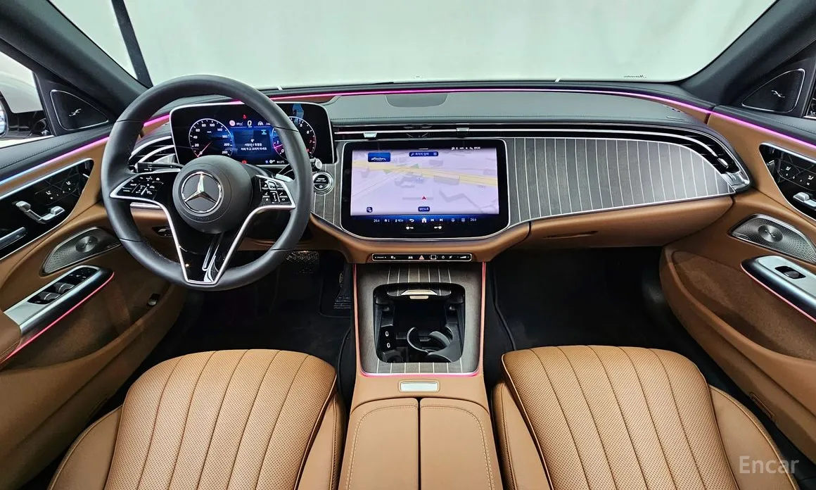 Фото 7 - Mercedes-Benz E-Class