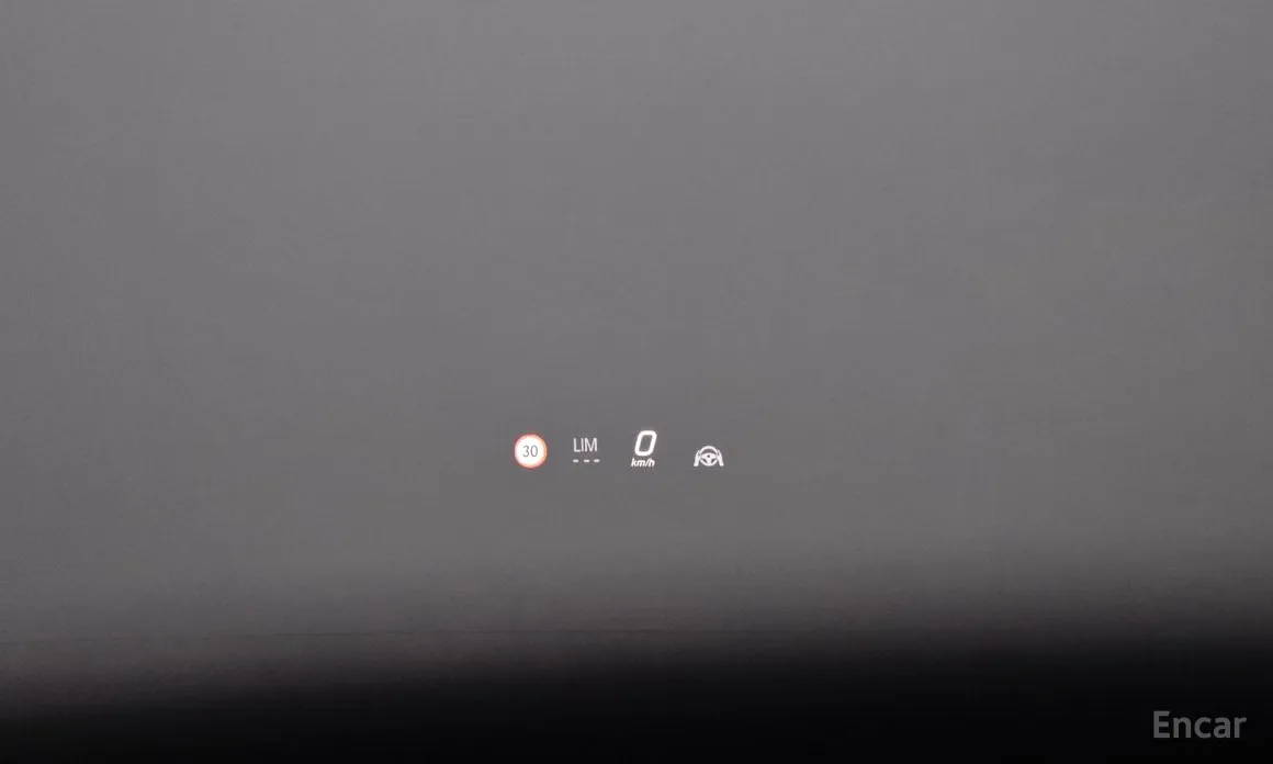 Фото 16 - Mercedes-Benz EQS