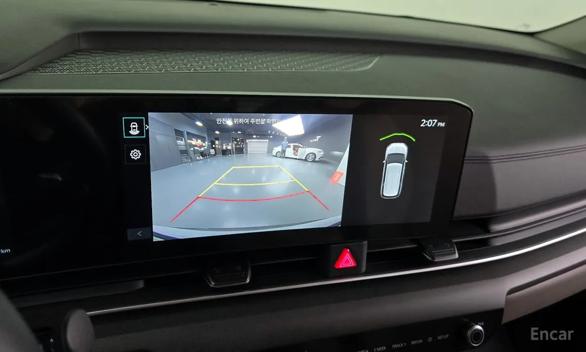 Фото 16 - Kia Carnival