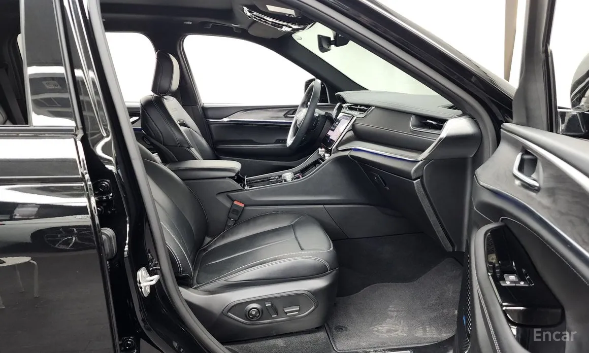 Фото 11 - Jeep Cherokee