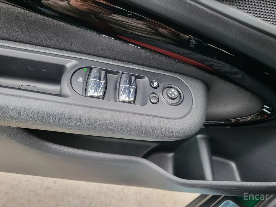 Фото 12 - Mini Clubman