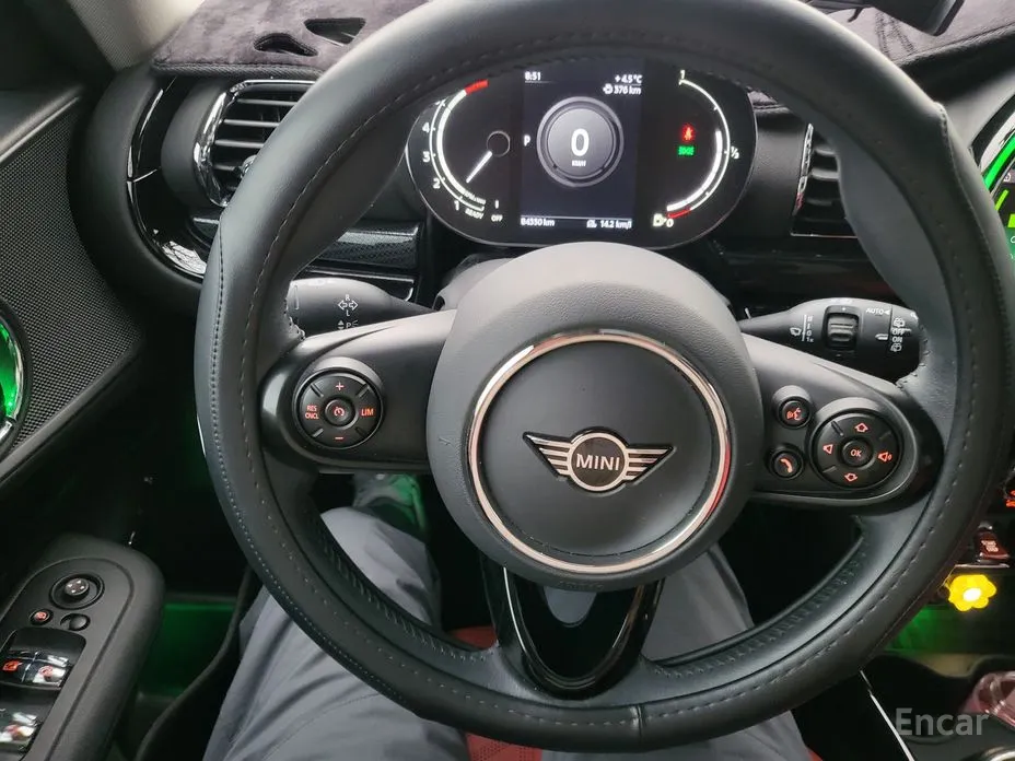 Фото 13 - Mini Clubman