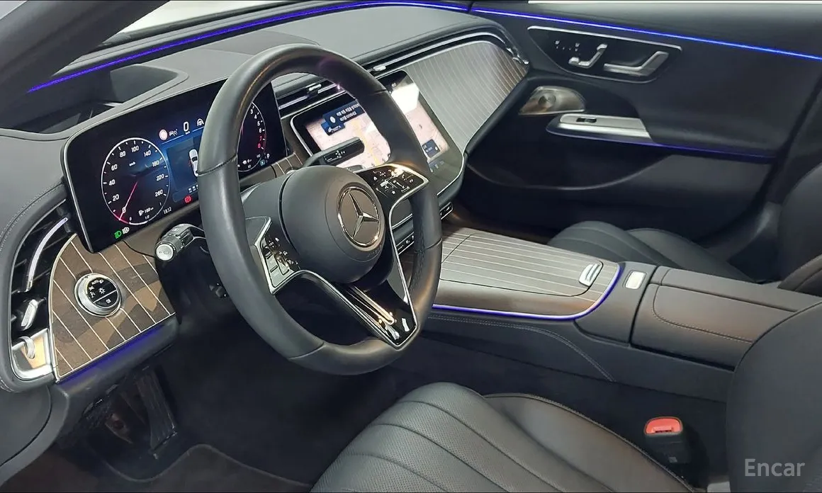 Фото 14 - Mercedes-Benz E-Class