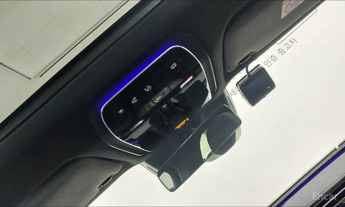 Фото 17 - Mercedes-Benz E-Class