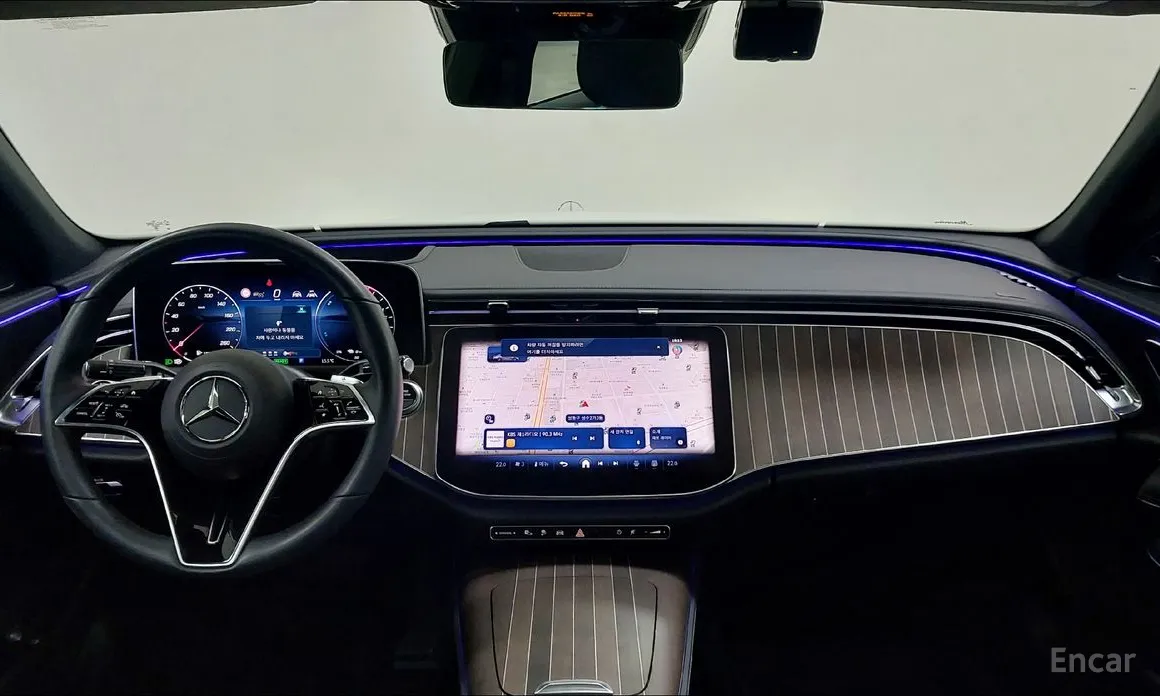 Фото 7 - Mercedes-Benz E-Class