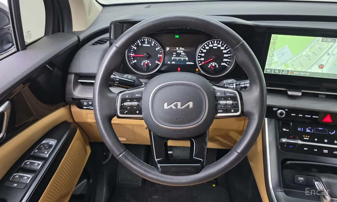 Фото 13 - Kia Carnival