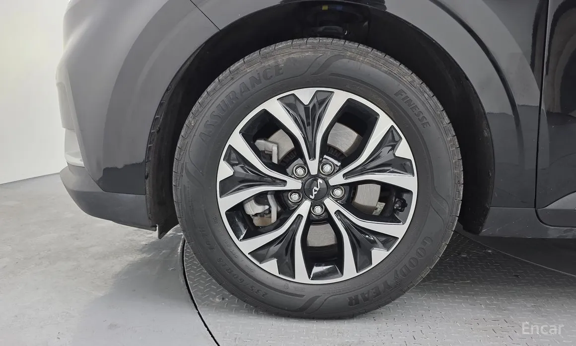 Фото 5 - Kia Carnival