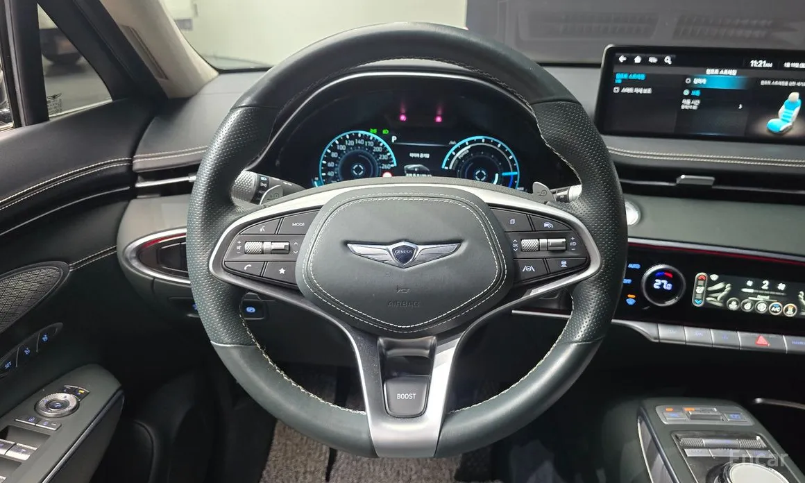 Фото 13 - Genesis GV70