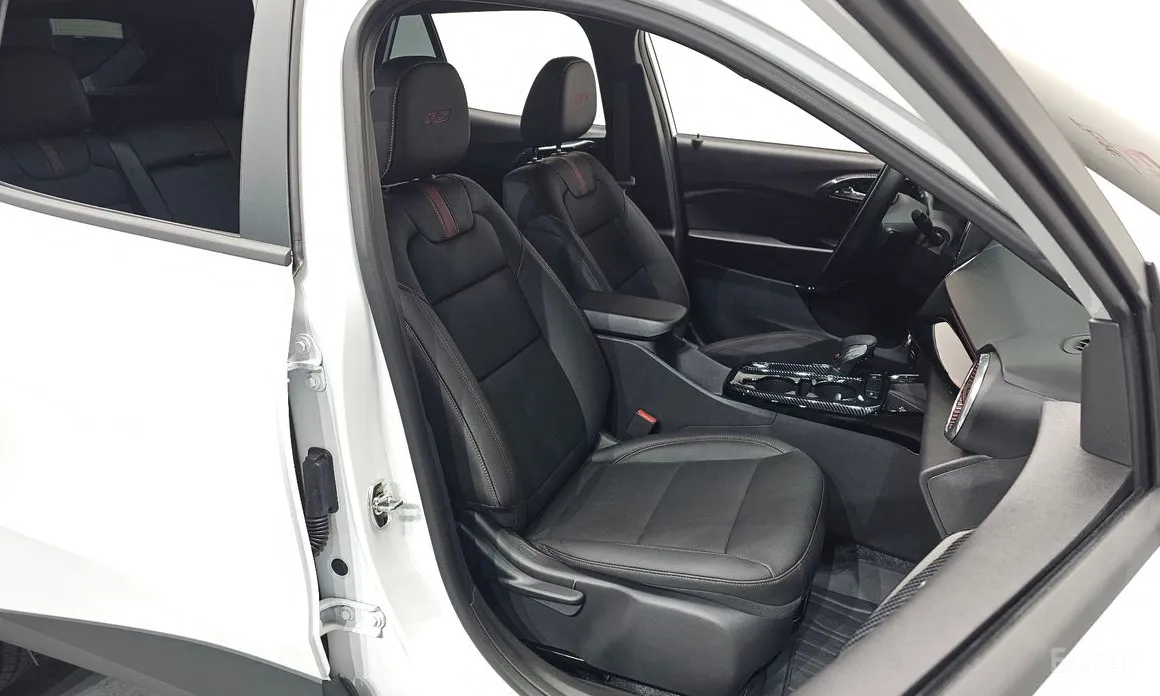 Фото 10 - Chevrolet Trax