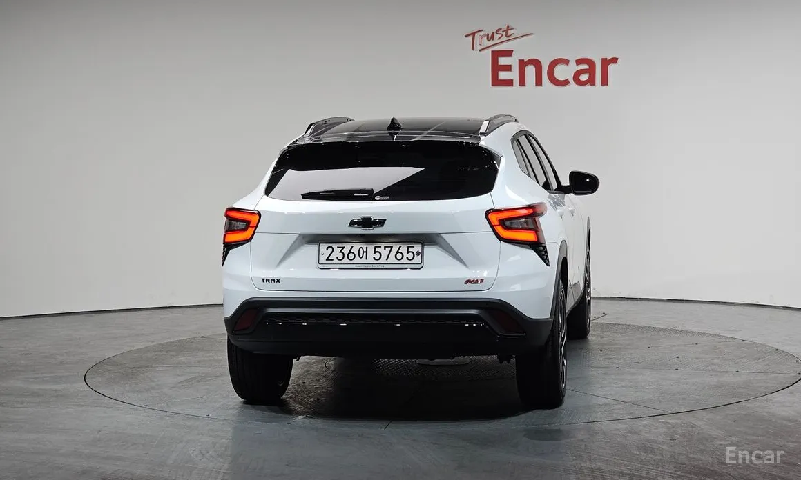 Фото 4 - Chevrolet Trax