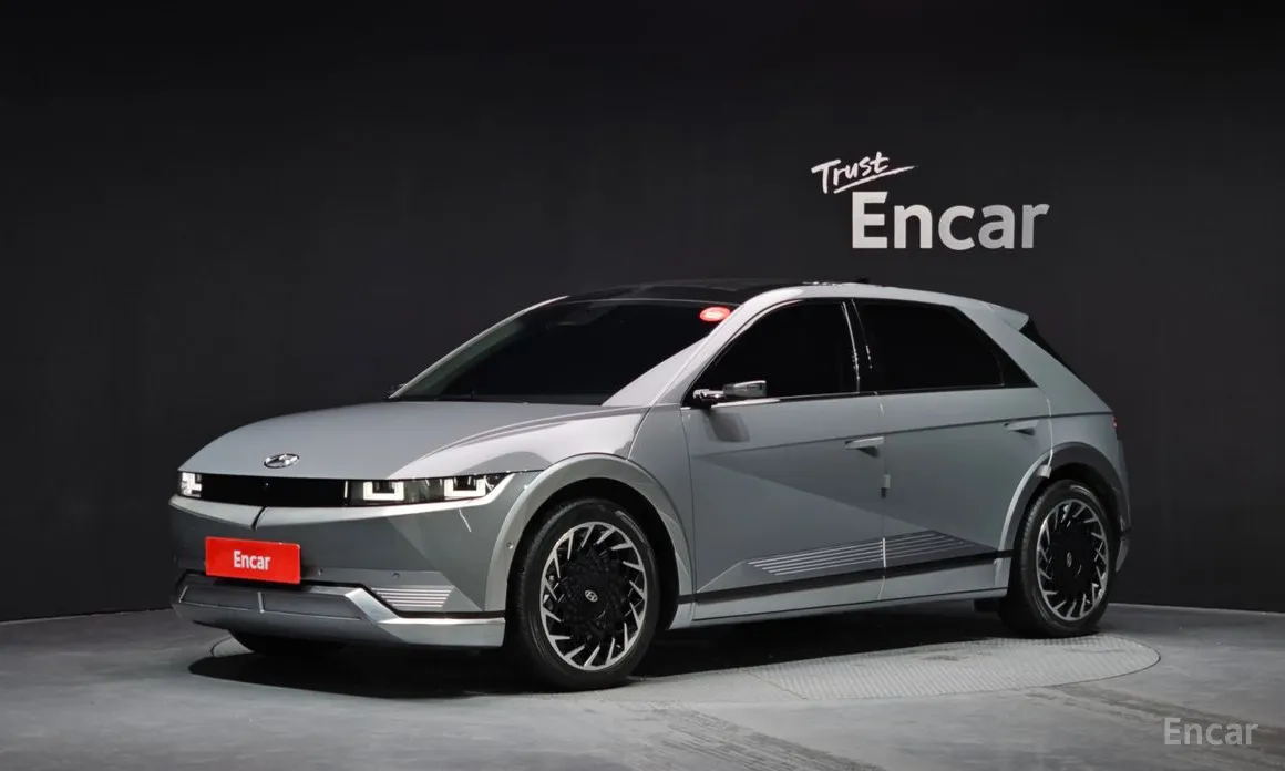 Photo 1 - Hyundai Ioniq 5