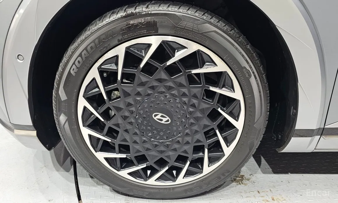 Photo 5 - Hyundai Ioniq 5