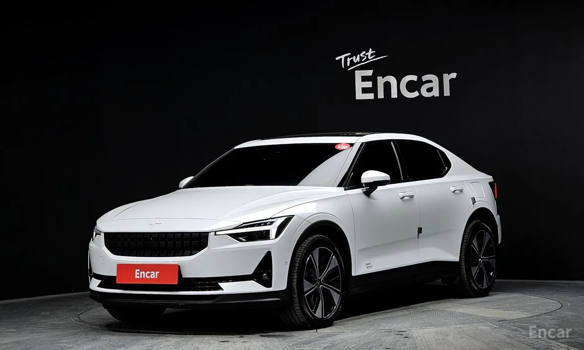 Фото 1 - Polestar 2