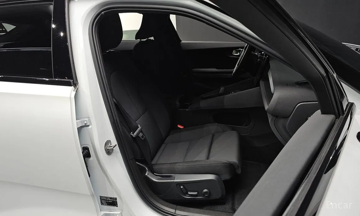 Фото 10 - Polestar 2