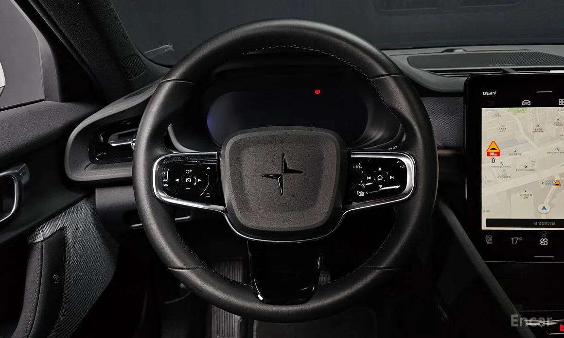 Фото 13 - Polestar 2