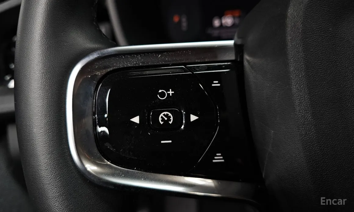 Фото 17 - Polestar 2