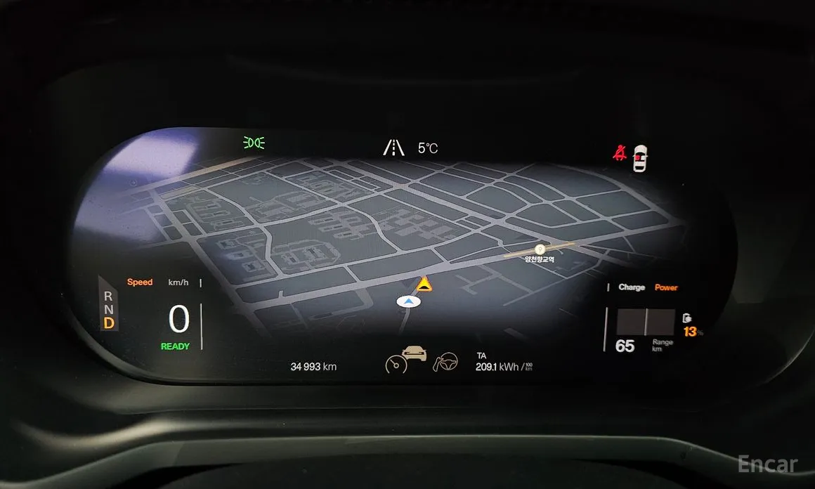 Фото 8 - Polestar 2