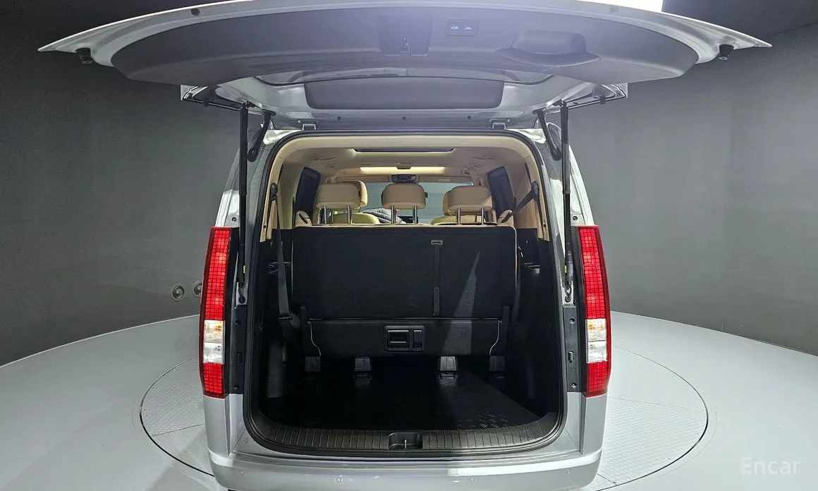 Фото 20 - Hyundai Staria