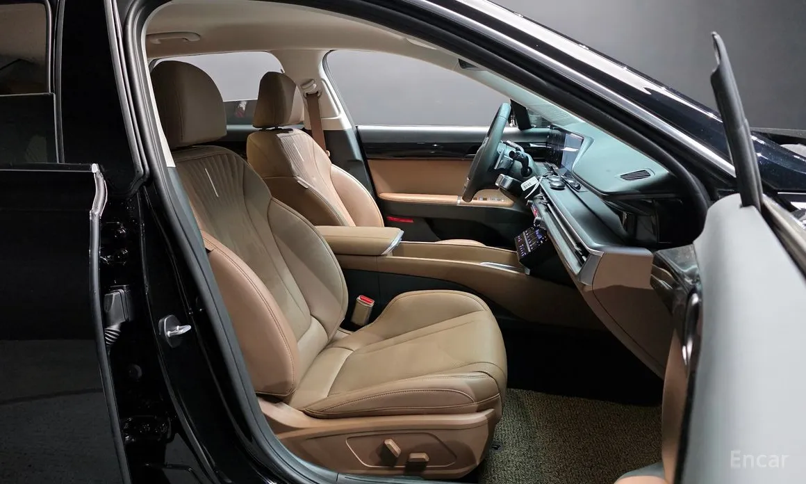 Фото 10 - Hyundai Grandeur