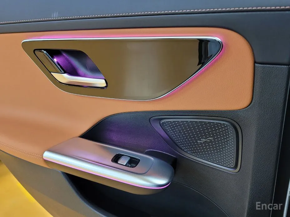 Фото 14 - Mercedes-Benz C-Class