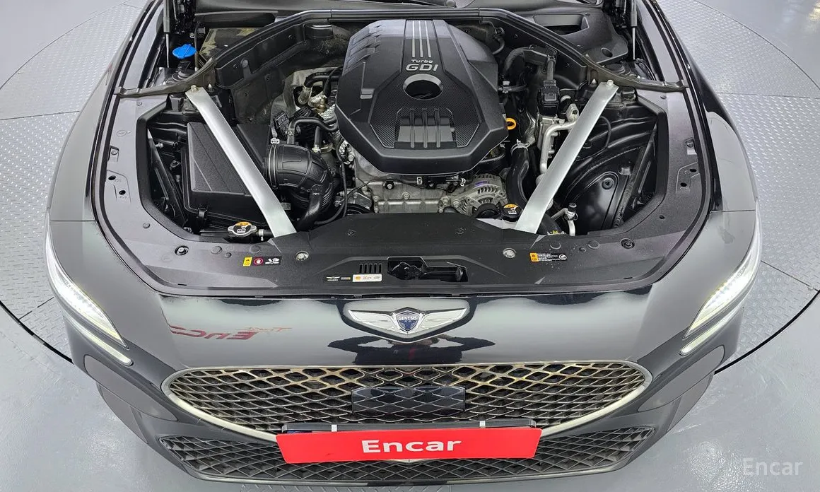 Фото 6 - Genesis G70