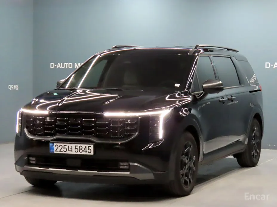 Фото 1 - Kia Carnival