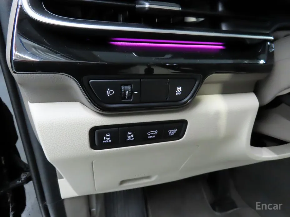 Фото 15 - Kia Carnival