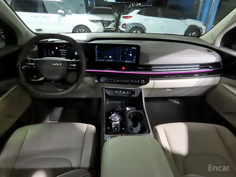 Фото 6 - Kia Carnival