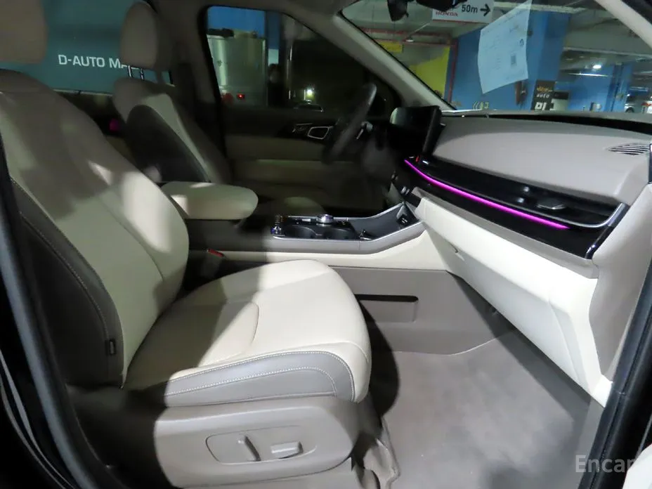 Фото 8 - Kia Carnival