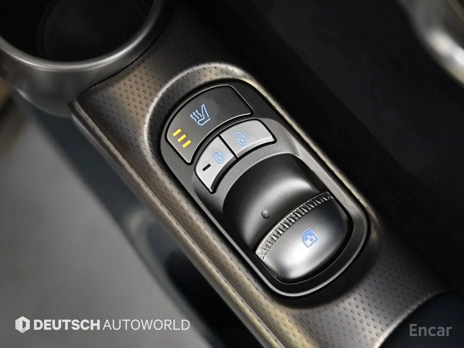 Фото 16 - Genesis GV60