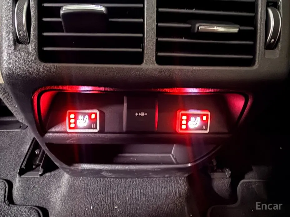 Фото 11 - Land Rover Discovery Sport