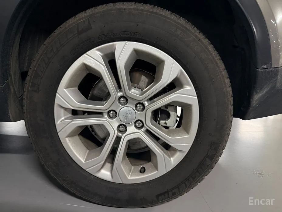 Фото 18 - Land Rover Discovery Sport