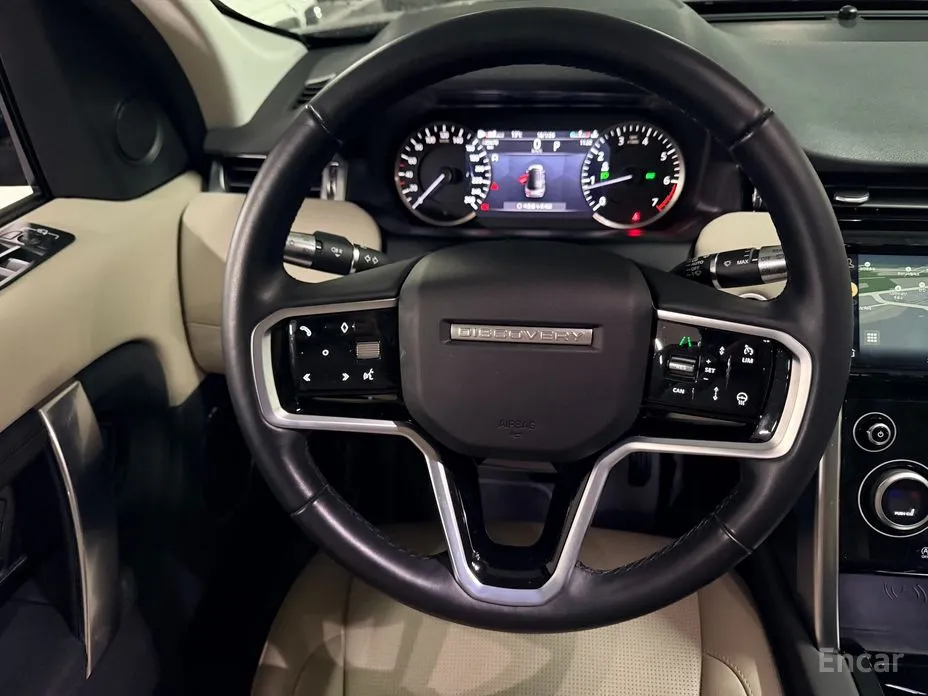 Фото 9 - Land Rover Discovery Sport