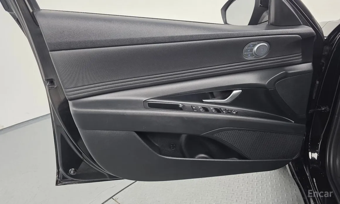 Фото 17 - Hyundai Avante