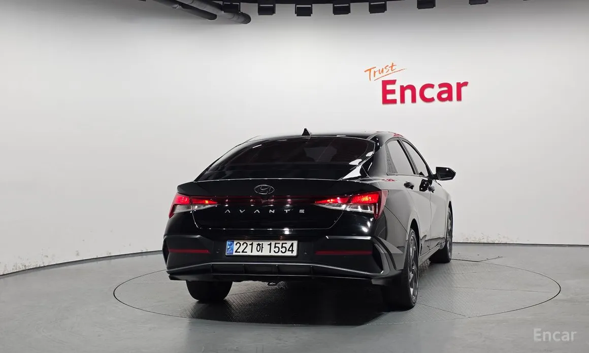 Фото 4 - Hyundai Avante