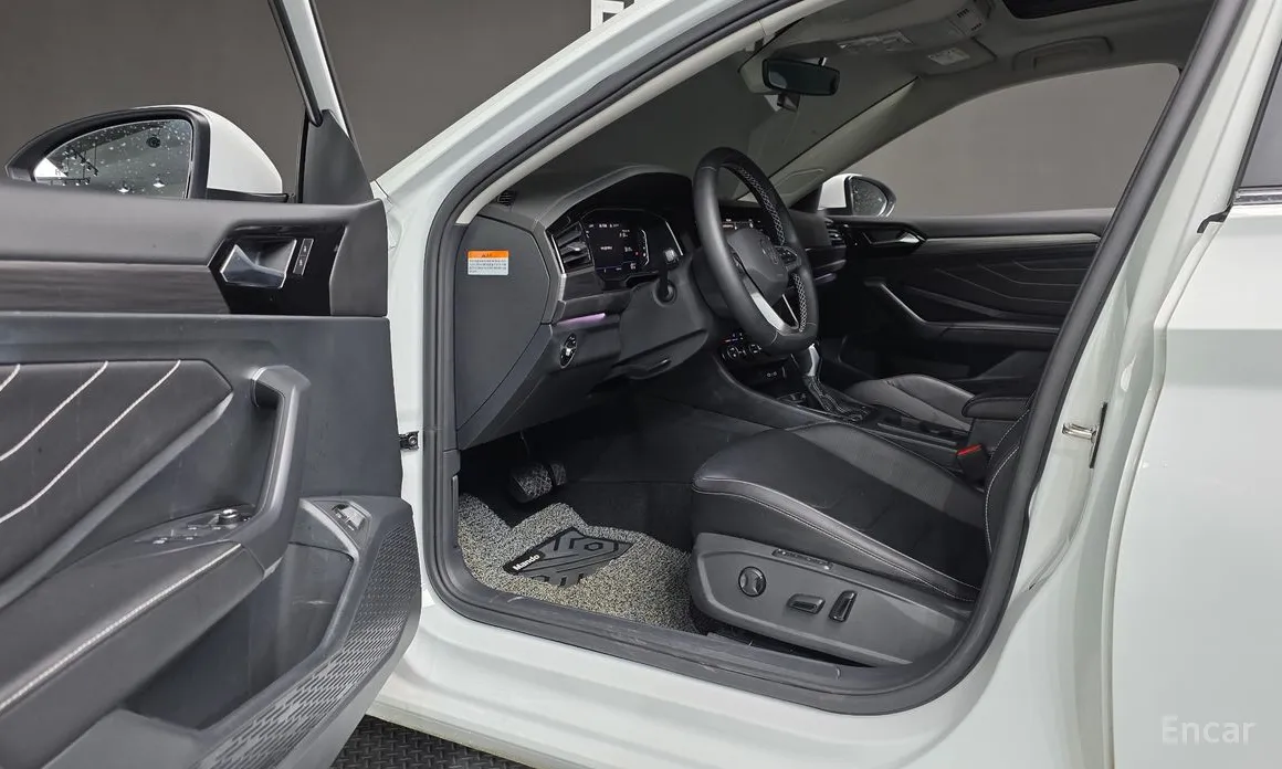 Фото 12 - Volkswagen Jetta