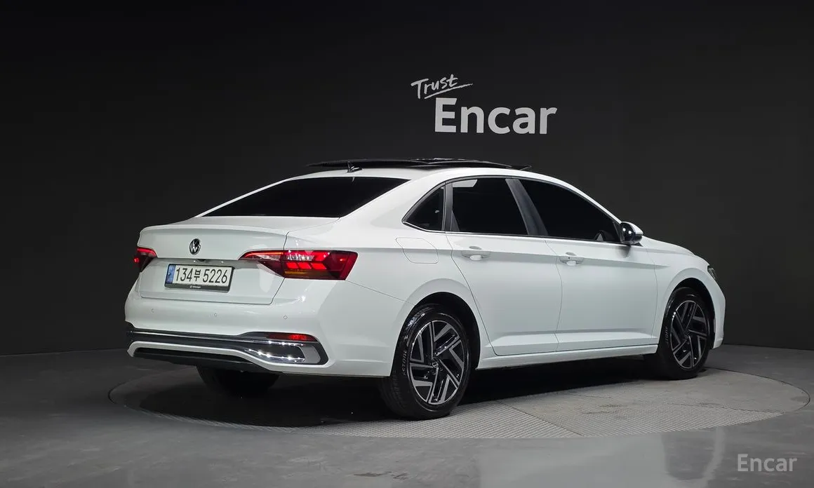 Фото 2 - Volkswagen Jetta