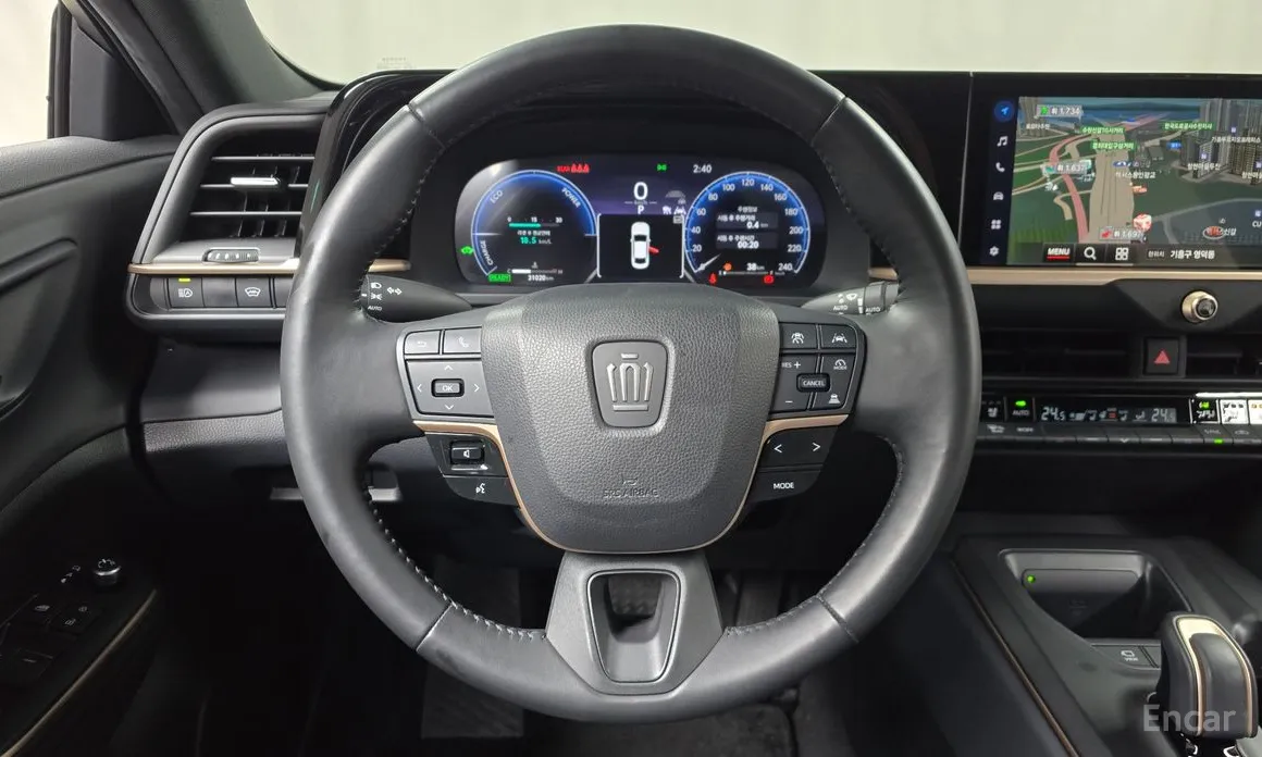 Фото 13 - Toyota Crown