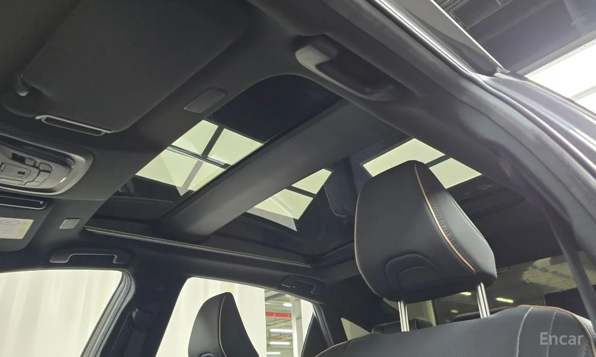 Фото 19 - Toyota Crown