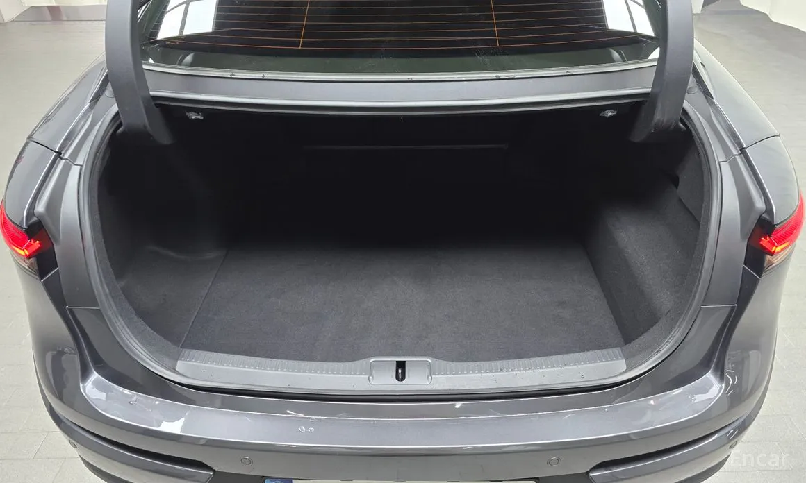 Фото 20 - Toyota Crown