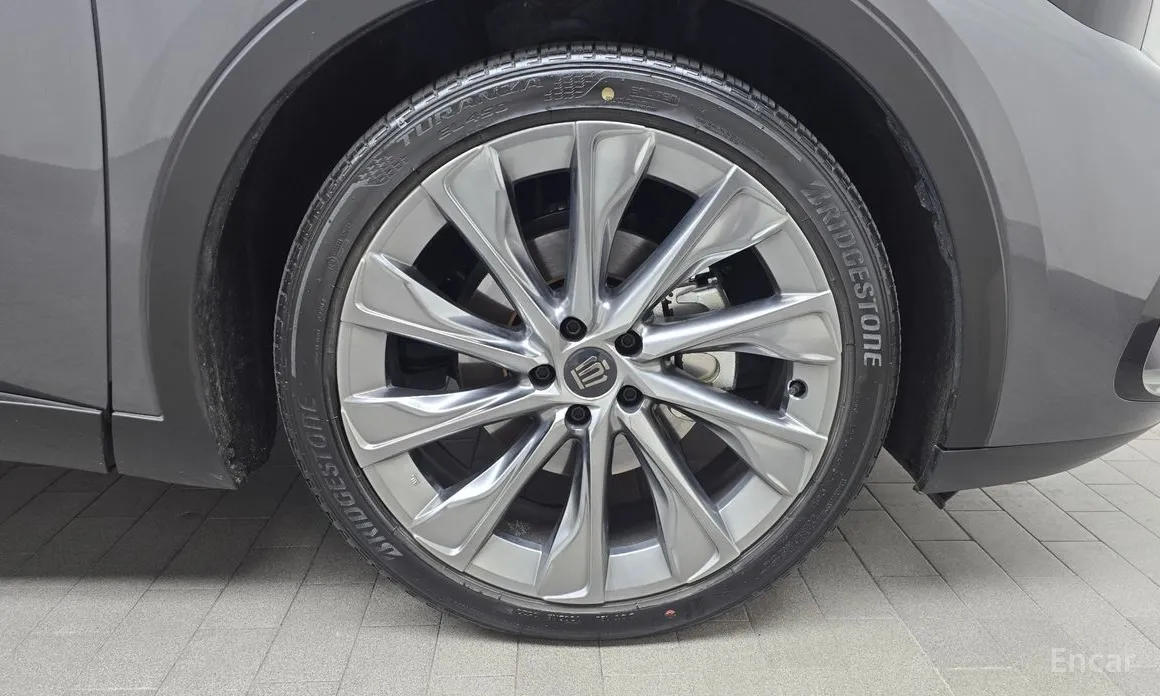 Фото 5 - Toyota Crown