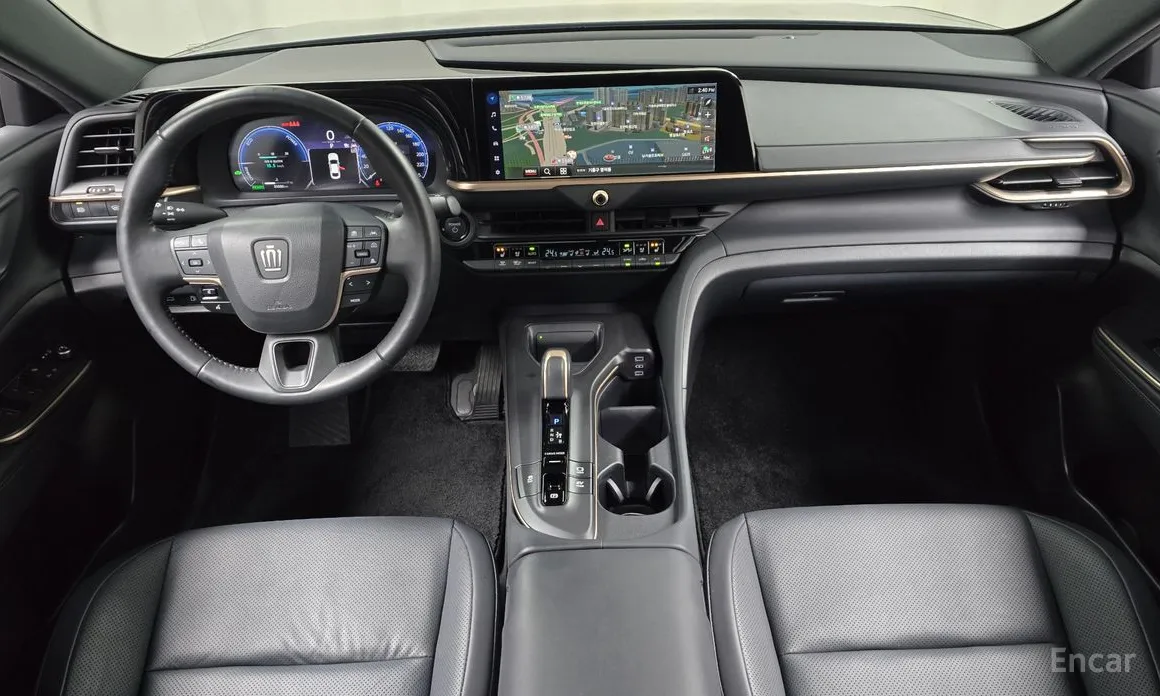 Фото 7 - Toyota Crown