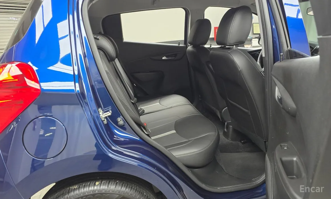 Фото 12 - Chevrolet Spark