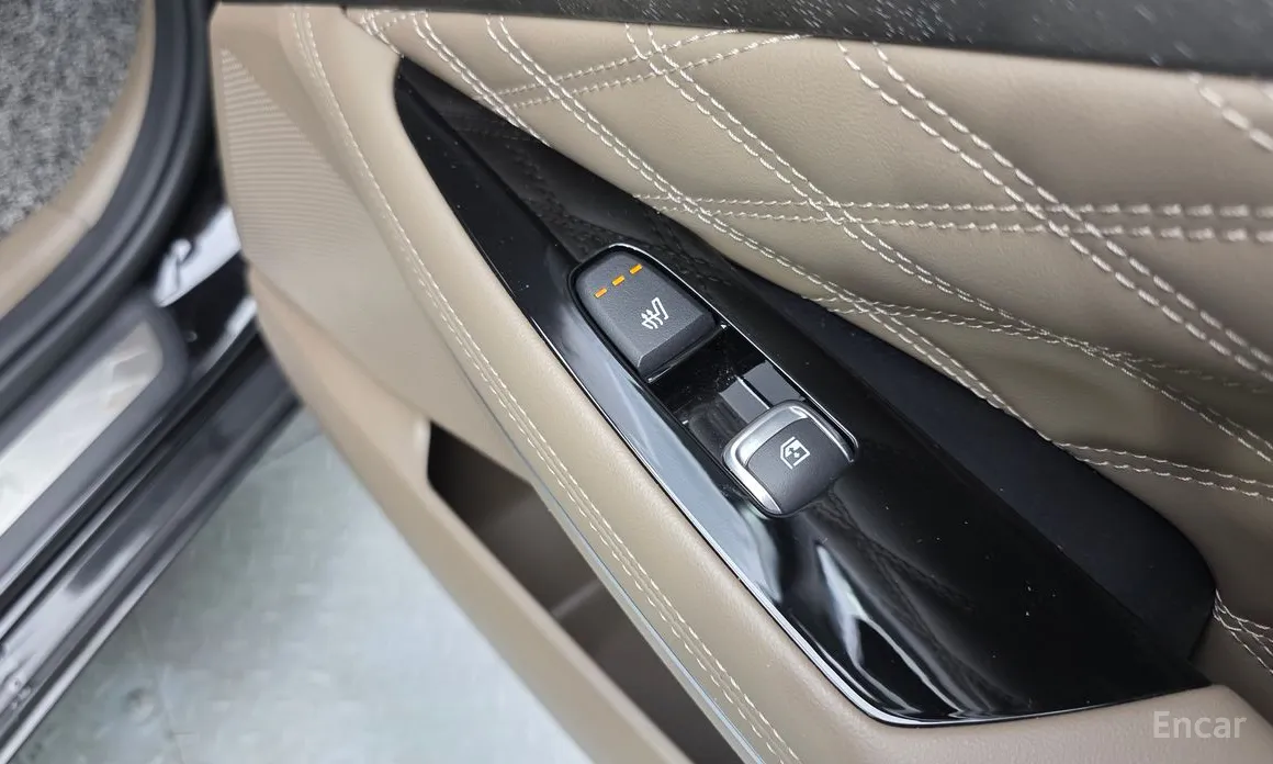 Фото 19 - Kia K8